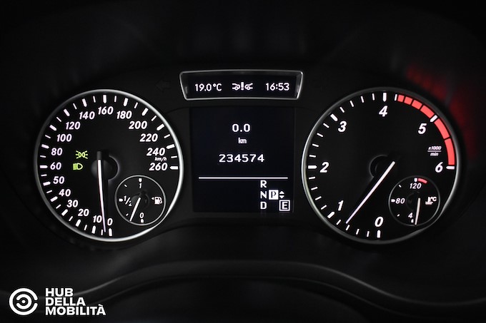 MERCEDES-BENZ B 180 CDI BlueEFFICIENCY Executive